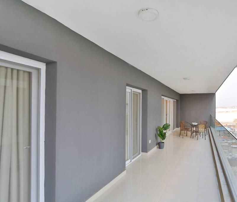 Parkside Boutique 3 Bbr Serviced Apartment - Ocean Blue - Near Airport Káhira Exteriér fotografie